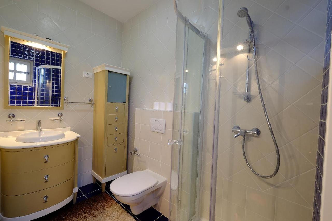 פורץ Luxury Villa Le Rose מראה חיצוני תמונה