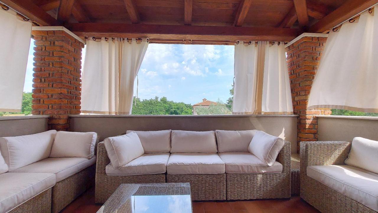 פורץ Luxury Villa Le Rose מראה חיצוני תמונה